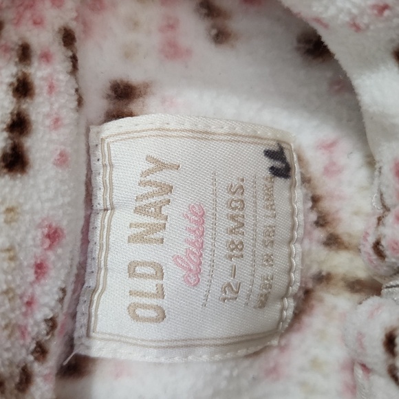 Old Navy White and Pink Fleece Pullover - Picture 2 of 2